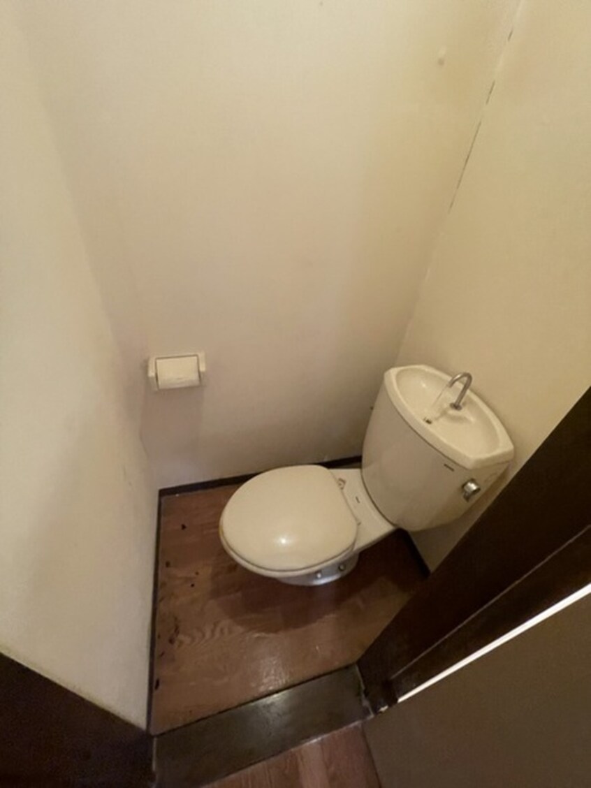 トイレ ポテトハウス