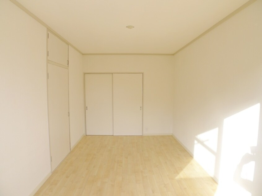 居室 トリヴァンベール大野