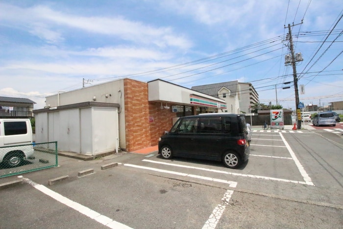セブンイレブン小田原久野店(コンビニ)まで450m 高橋貸家2号棟