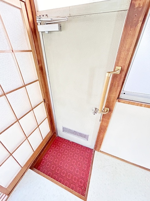 玄関 西村アパ－ト