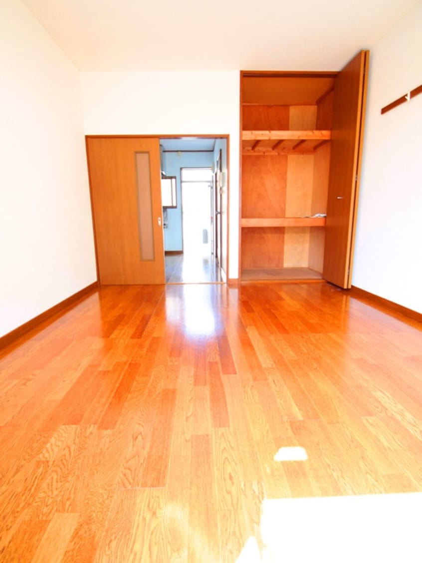 居室 メゾン９４