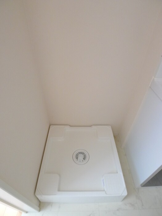 洗濯機置場 ジャルデーノ