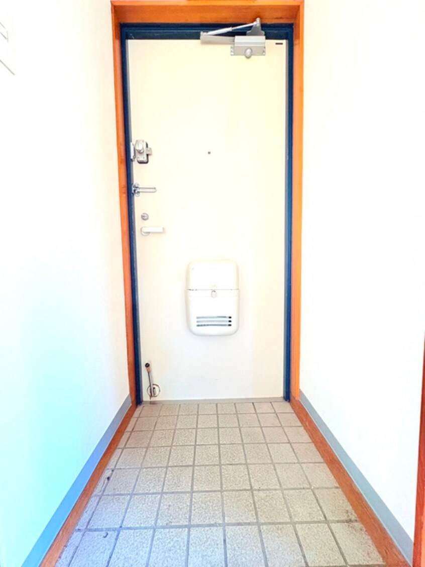 玄関 ﾚｲﾝﾎﾞ-ﾋﾙｽﾞ