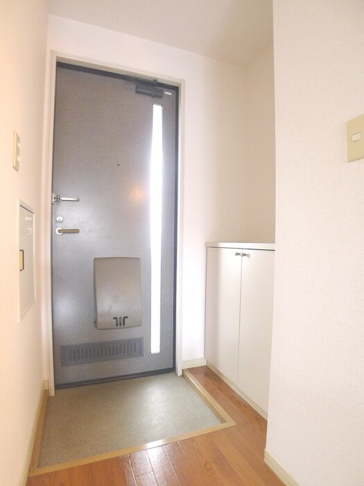 玄関 ルミエールＣ