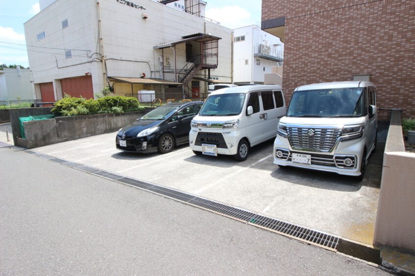 駐車場 ロイヤルヒルズＫ