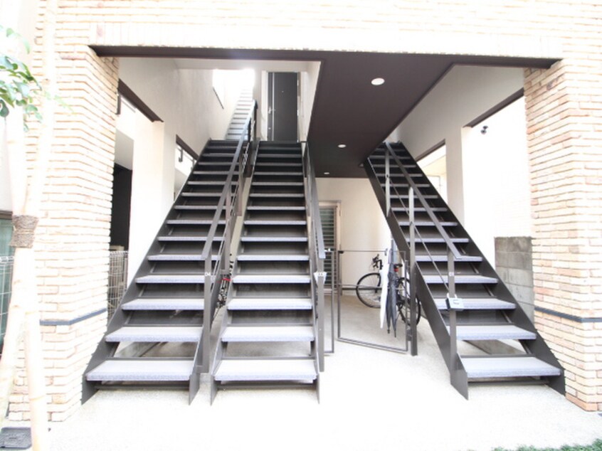 エントランス部分 グランエッグス桜上水Ｔ