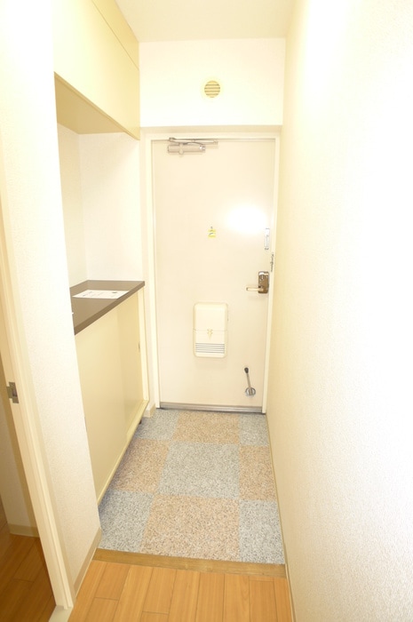 玄関 フレア・ウィング林