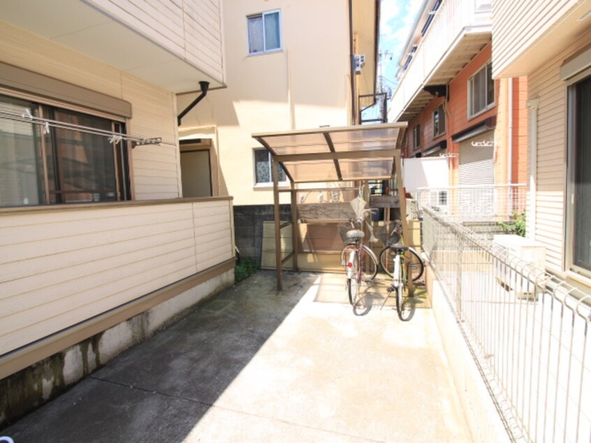 駐輪場 コ－ポアルビレオⅡ