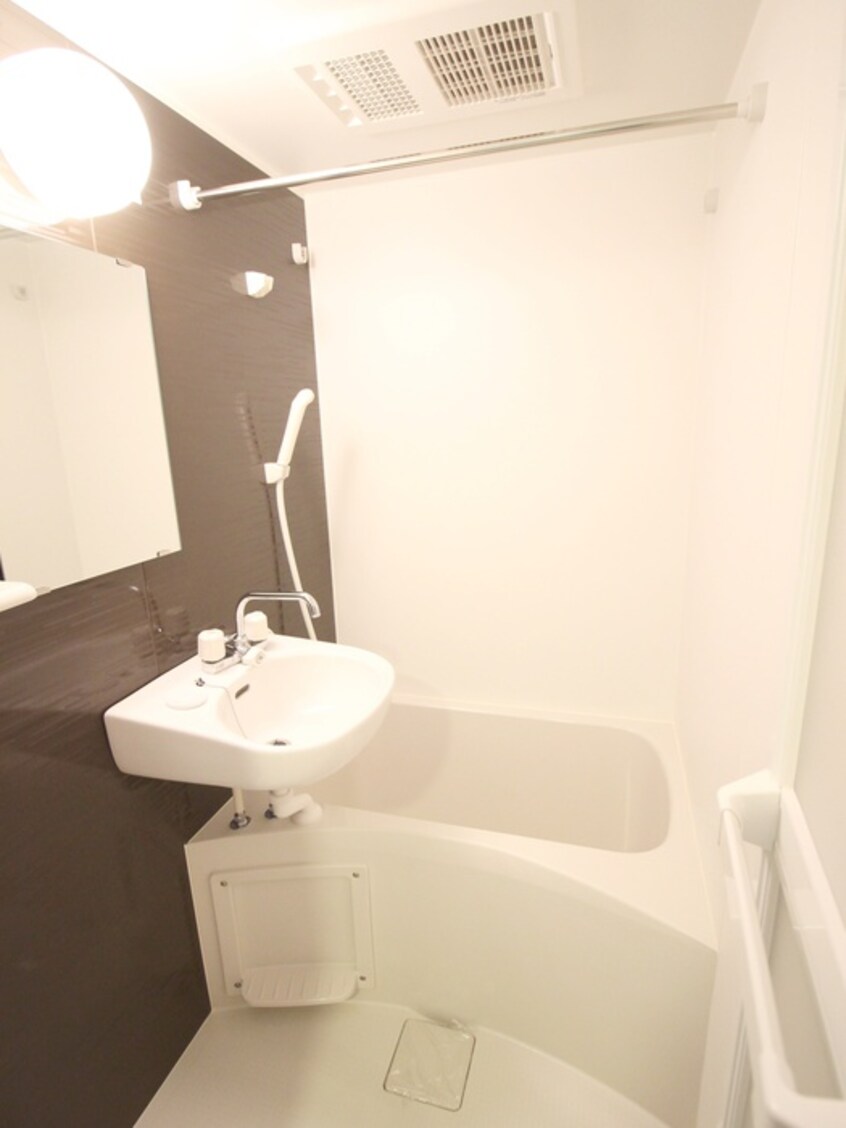 バス／シャワールーム等 リュクスカーサ中野