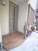 エントランス部分 Olive　House