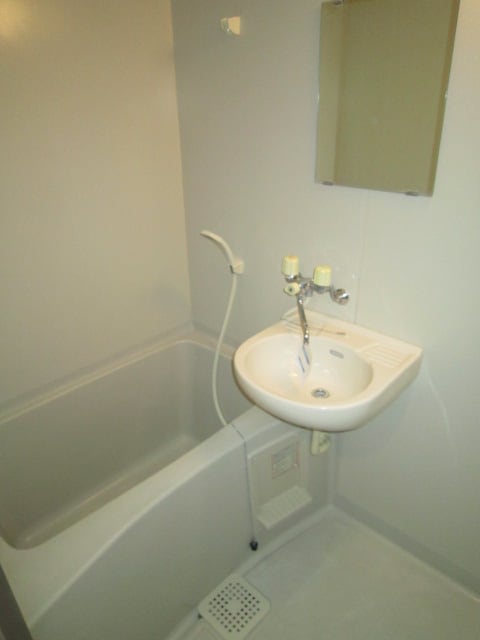 バス／シャワールーム等 モイスペンテⅡ