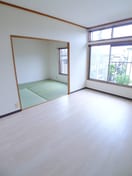 居室 山崎アパート