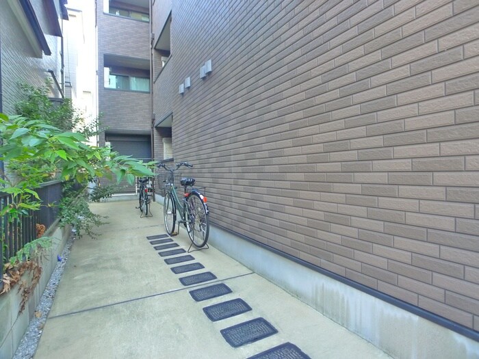 駐輪場 アル・ソーレ亀有