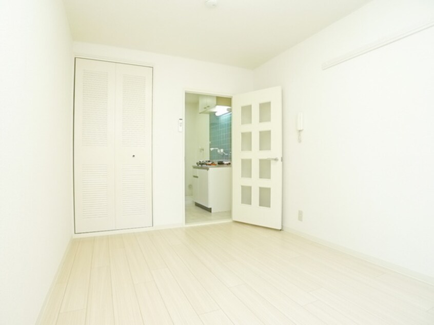 居室 フルーヴ２３