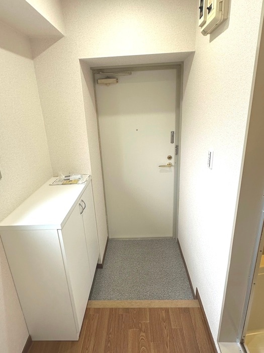 玄関 Moonshiny参番館