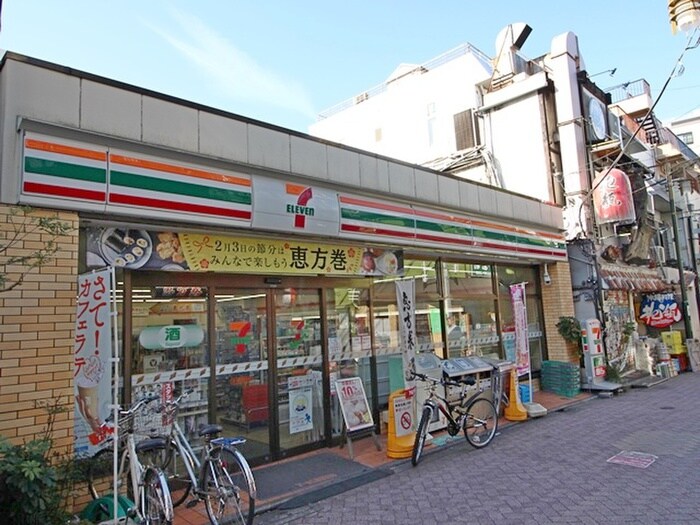 セブンイレブン高円寺中通商店街店(コンビニ)まで400m Dear Court 高円寺B