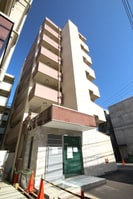 ステ－タス立川の外観