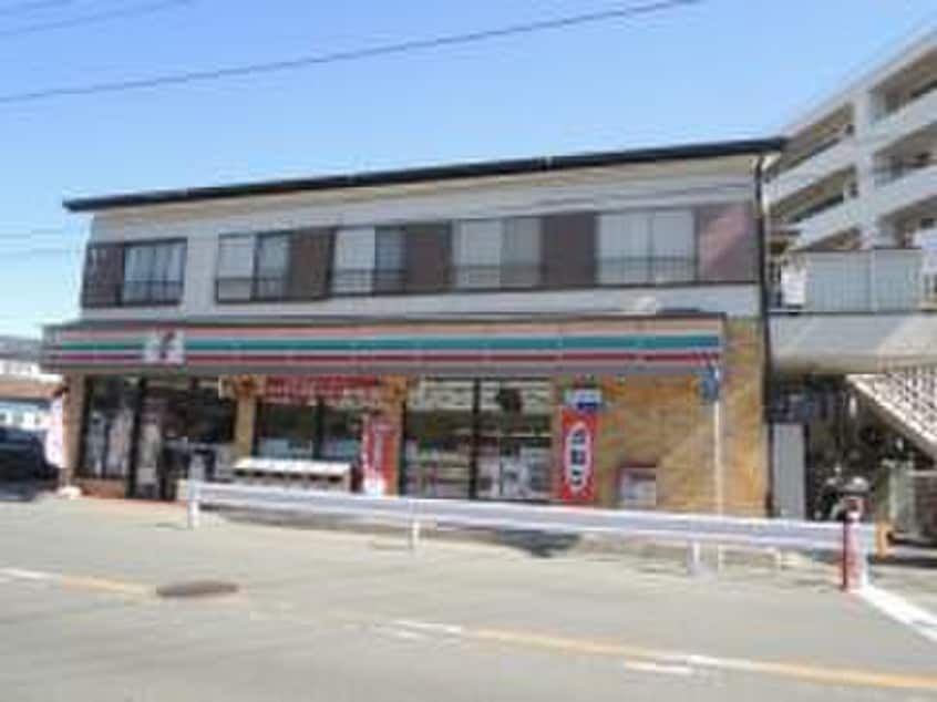 セブンイレブン鎌倉小袋谷店(コンビニ)まで120m Wagance鎌倉