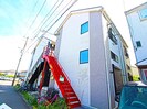 アヴニールの外観