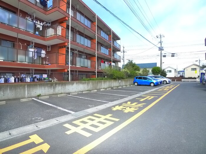 駐車場 グレーシャス市川