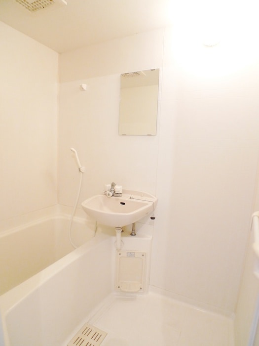 バス／シャワールーム等 グリ－ンハイツ