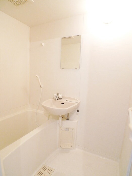 バス／シャワールーム等 グリ－ンハイツ