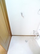 洗濯機置場 フロイデ上原Ⅱ