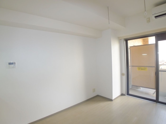 居室 ﾗｲｵﾝｽﾞﾏﾝｼｮﾝ亀戸中央公園（302）