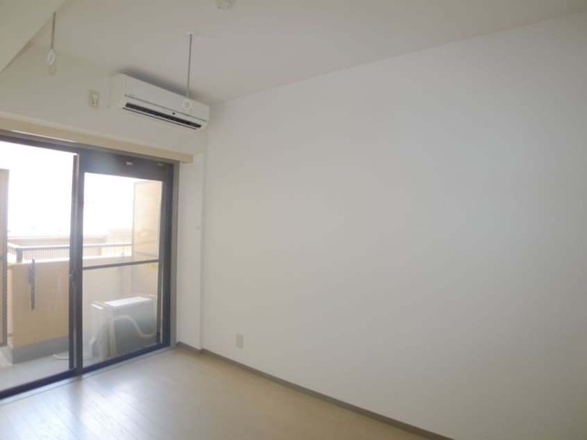 居室 ﾗｲｵﾝｽﾞﾏﾝｼｮﾝ亀戸中央公園（302）