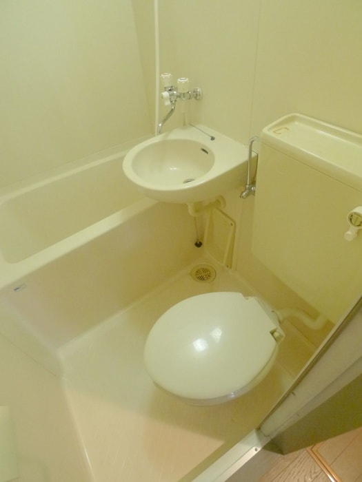 トイレ ﾗｲｵﾝｽﾞﾏﾝｼｮﾝ亀戸中央公園（302）