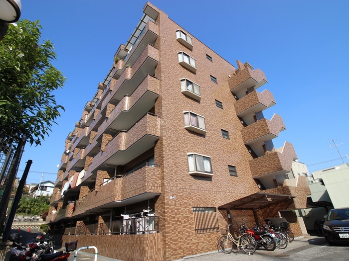 外観写真 インペリアル本丸