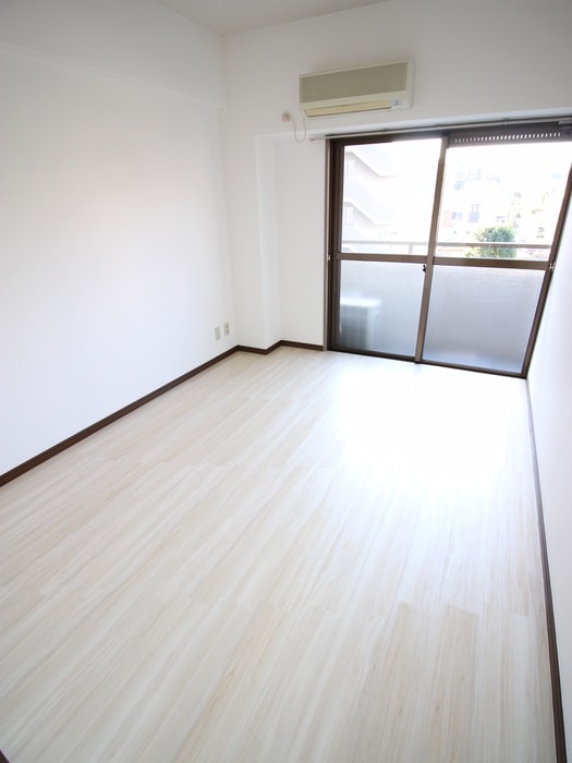 居室 インペリアル本丸