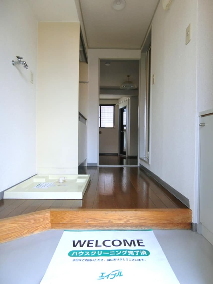 玄関 ヨシオカ第２ビル