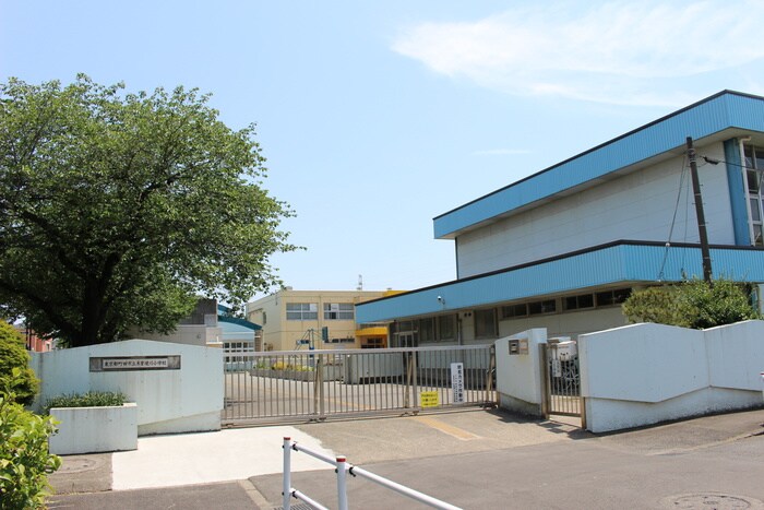 町田市立木曽境川小学校(小学校)まで524m ターナ木曽西Ｂ棟