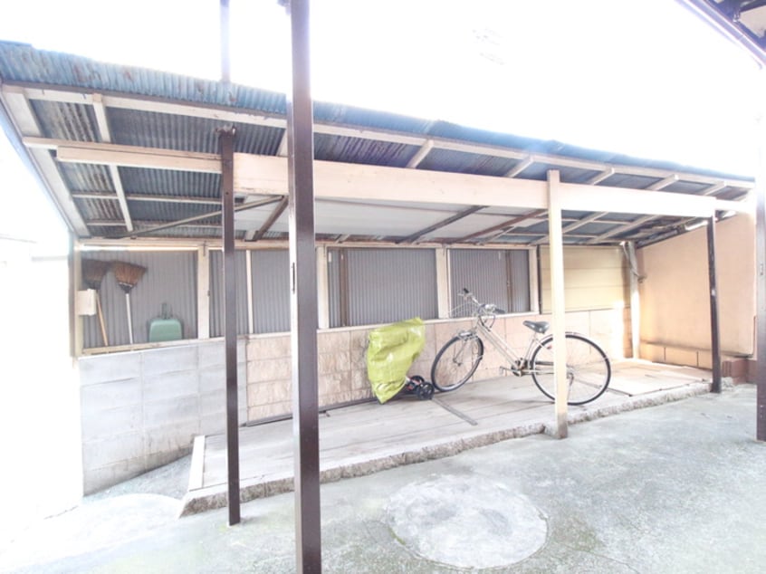 駐輪場 ニュ－サンハイツ