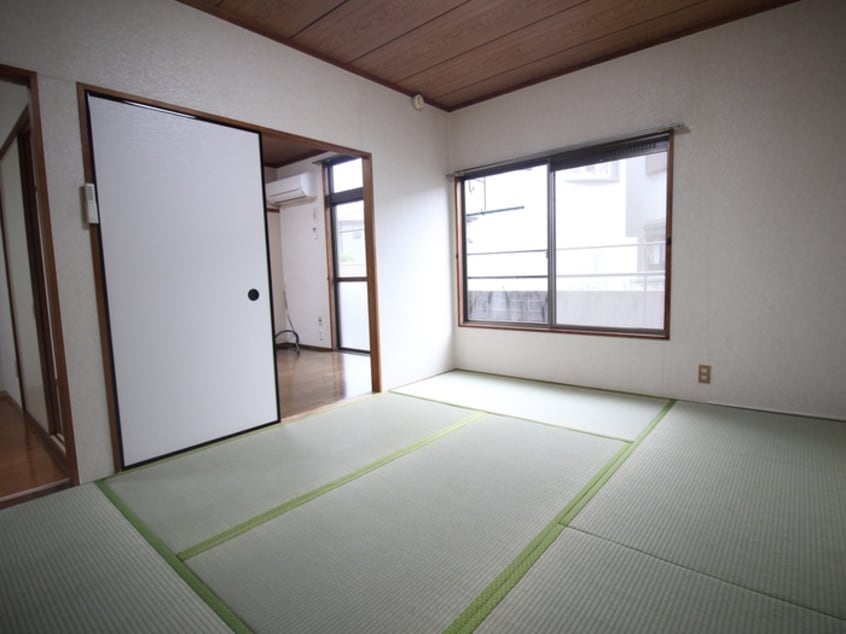 居室 ニュ－サンハイツ