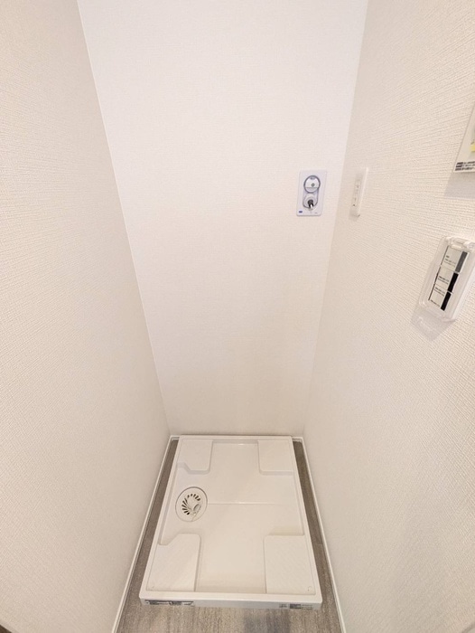 洗濯機置場 Wooden馬絹