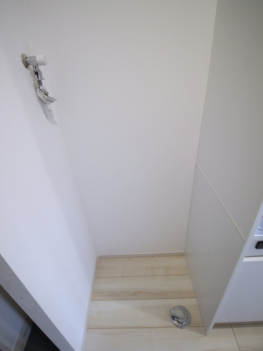 洗濯機置場 MELDIA西新井本町