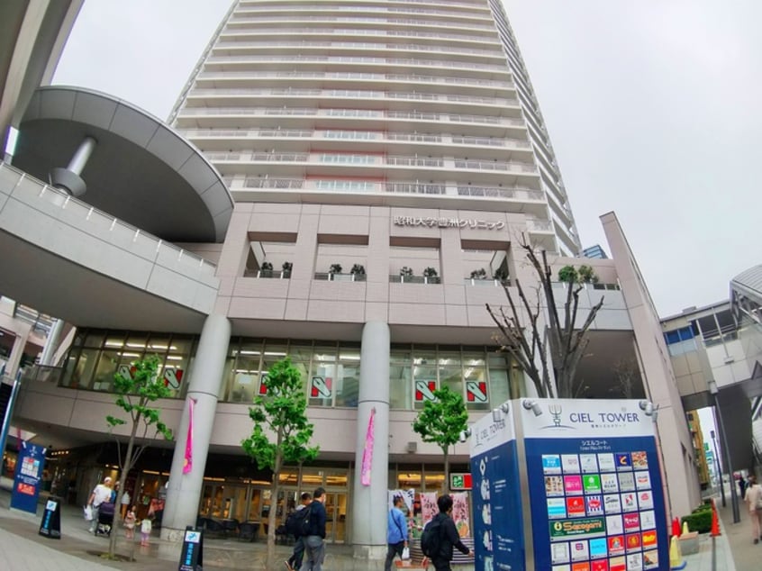 シエルポート(ショッピングセンター/アウトレットモール)まで10m 豊洲シエルタワー(18F)