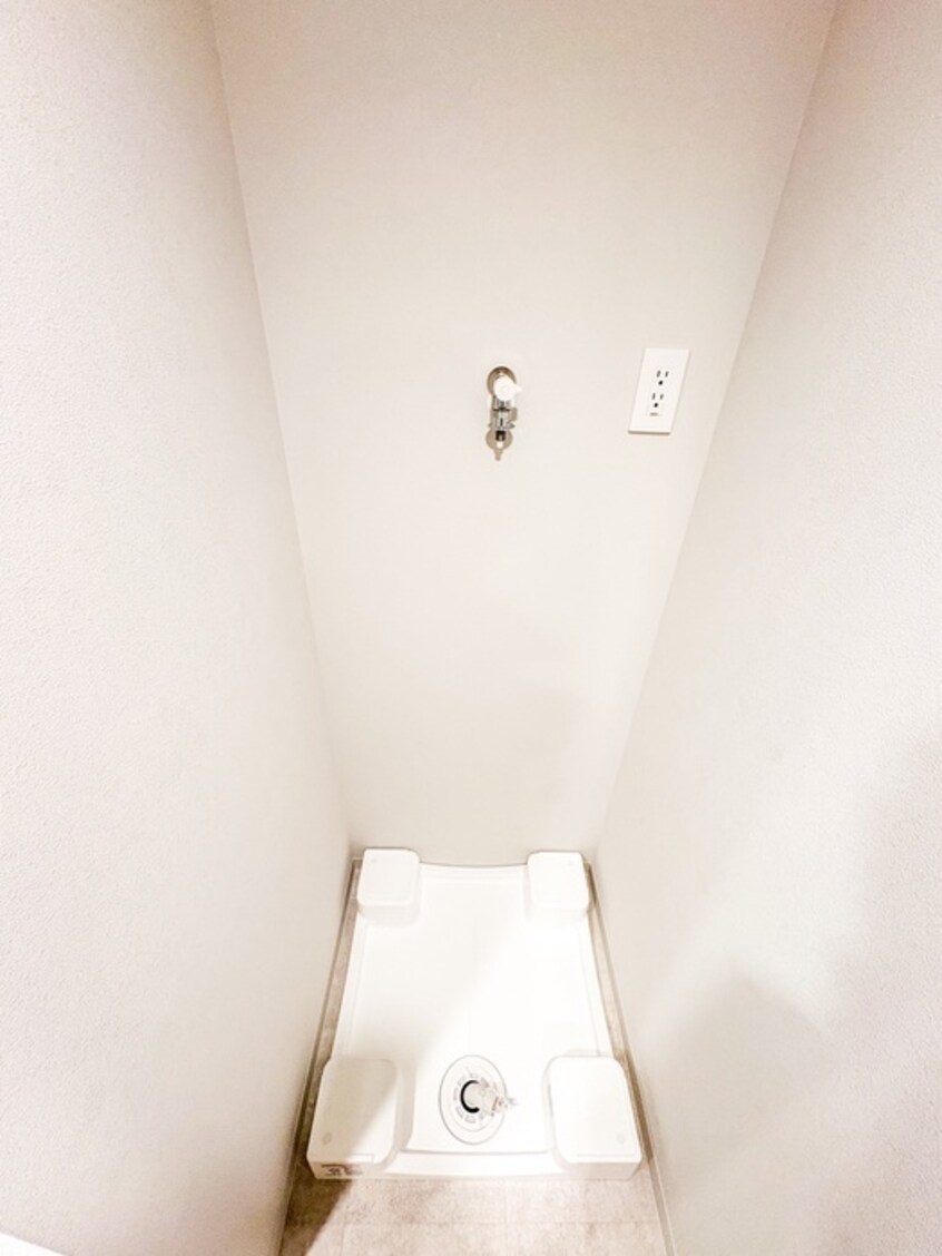 洗濯機置場 グランエール西日暮里