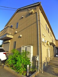 スリーグレイス