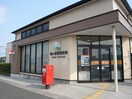 鳩ヶ谷里郵便局(郵便局)まで240m ｱﾝﾌﾟﾙ-ﾙﾌｪ-ﾙHorizon