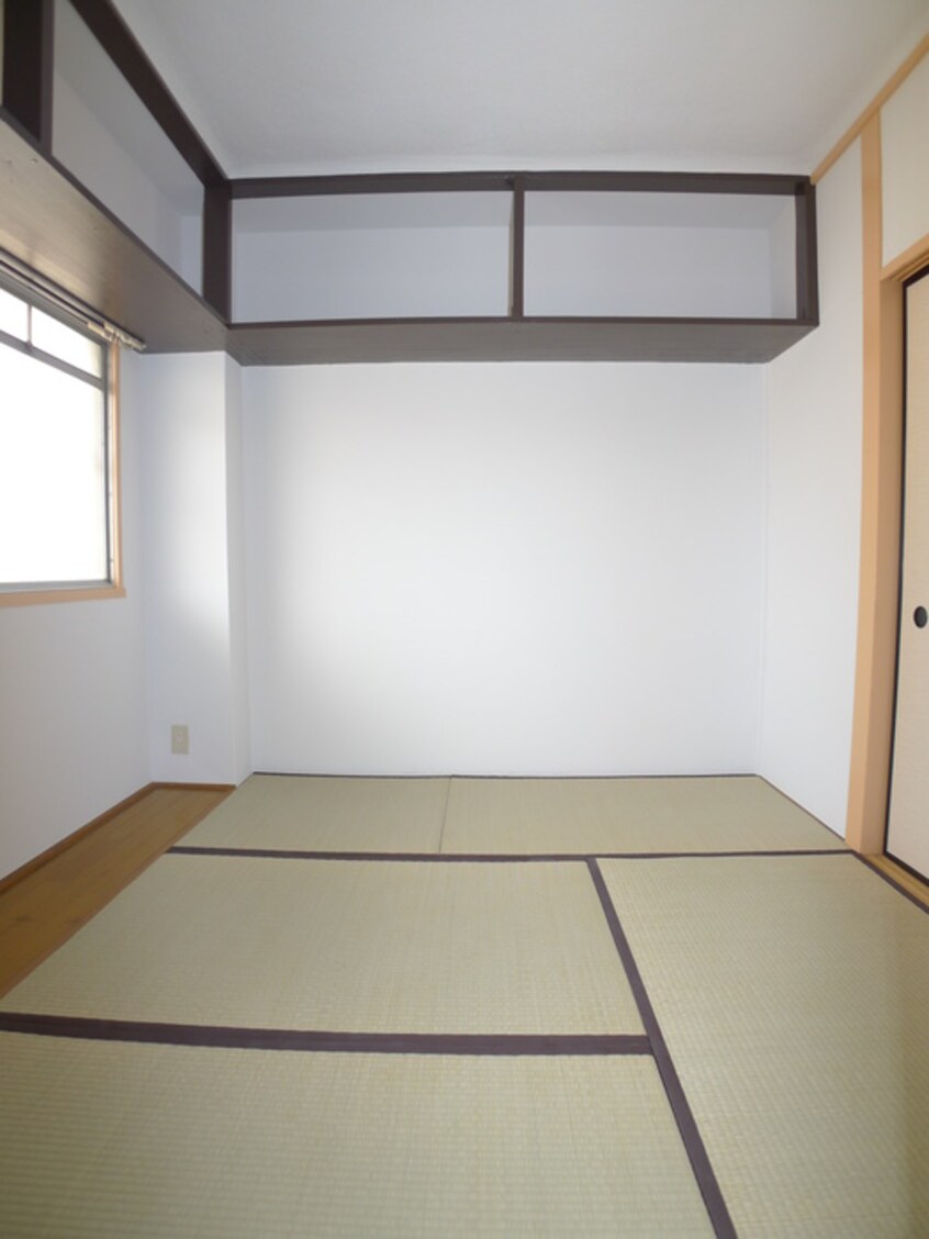 居室 ビレッジハウス小中台３号棟