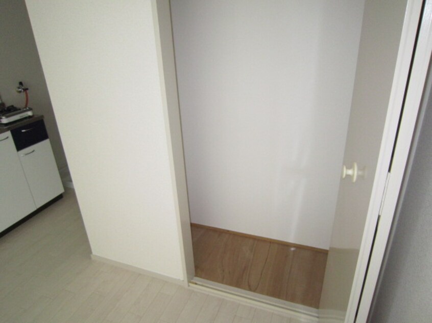 収納 リバ－サイド亀有