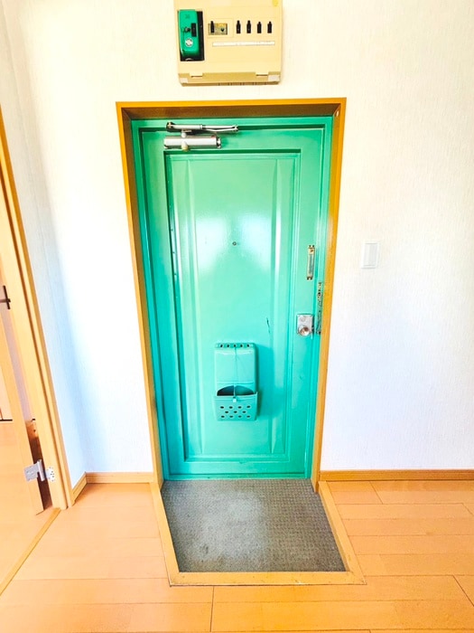 玄関 林産業マンション