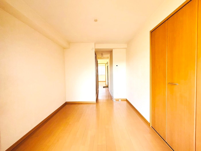 居室 林産業マンション