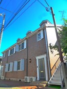 メープルハウスの外観