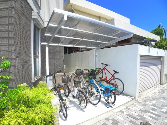 駐輪場 miyabi