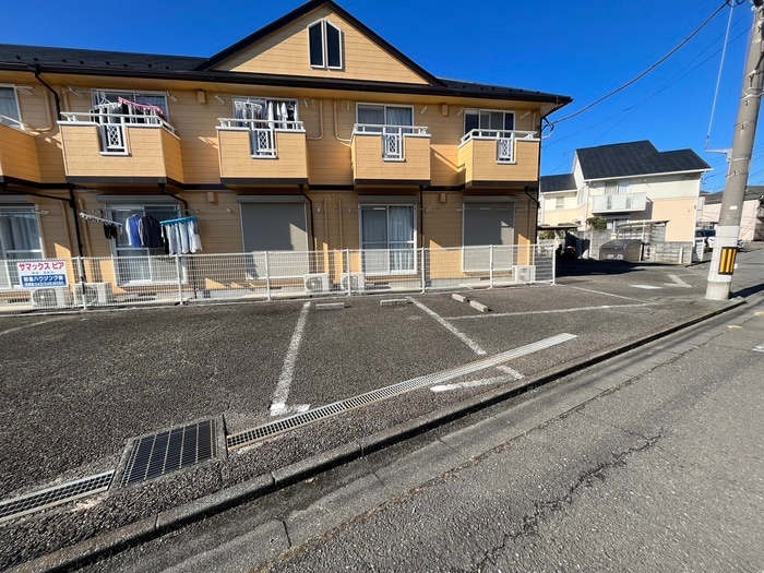 駐車場 サマックスピア