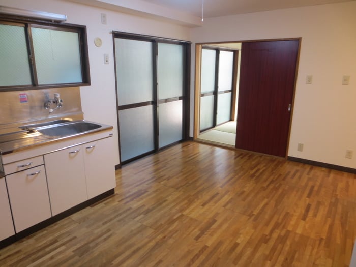 居室 第一マジマハイツ春待月